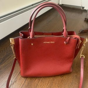 Michael’s Kors red tote